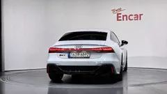 2021 Audi RS7 4.0 TFSI Quattro, белый — фото 4