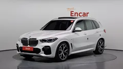 2022 BMW X5 xDrive 40i M Sport, белый — фото 2