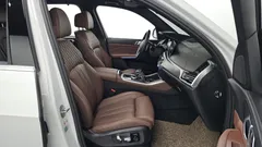 2022 BMW X5 xDrive 40i M Sport, белый — фото 15