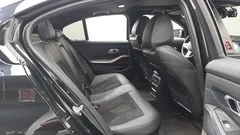 2022 BMW 3-Series 320i M Sport — фото 11