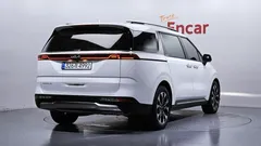 2023 Kia Carnival Diesel 7-Seater Outdoor — фото 2