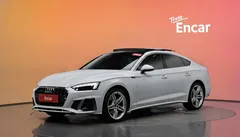 2021 Audi A5 40 TFSI Quattro Premium Sportback, белый — фото 1