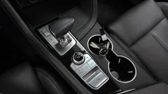 2023 Genesis G70 Gasoline 2.0T 2WD, белый — фото 9