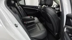 2023 Genesis G70 Gasoline 2.0T 2WD, белый — фото 11