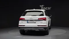 2022 Audi Q5 40 TDI Quattro, белый — фото 4