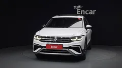 2023 Volkswagen Tiguan 2.0 TSI Prestige — фото 3