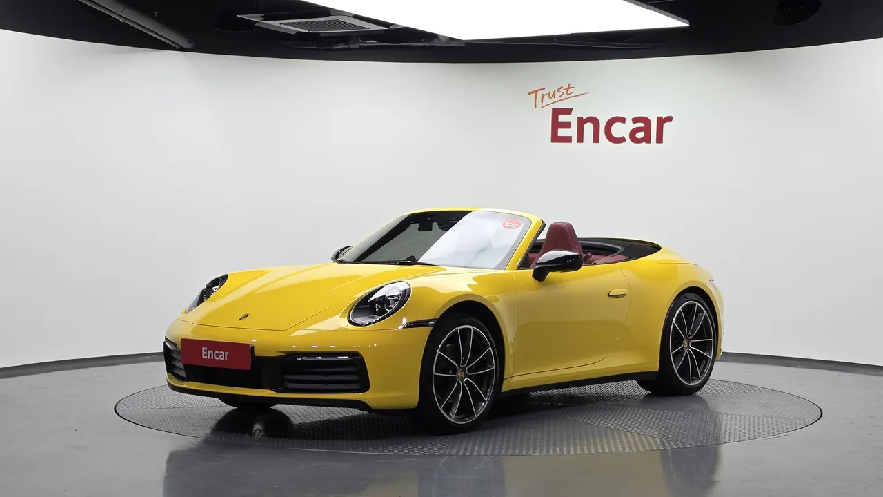 2023 Porsche 911 Carrera Cabriolet