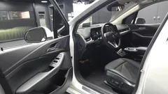2022 BMW 2-Series 218d Luxury, белый — фото 10
