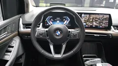 2022 BMW 2-Series 218d Luxury, белый — фото 17