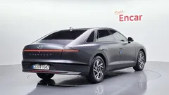 2023 Hyundai Grandeur Premium — фото 2