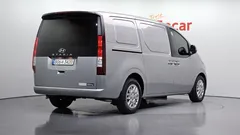 2022 Hyundai Staria Cargo 3-Seater — фото 2