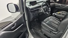 2022 Hyundai Staria Cargo 3-Seater — фото 10