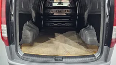 2022 Hyundai Staria Cargo 3-Seater — фото 19