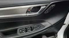 2022 Hyundai Grandeur 3.0 LPi Rent Car — фото 17