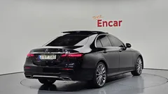 2022 Mercedes-Benz E-Class E350 4MATIC AMG Line — фото 2