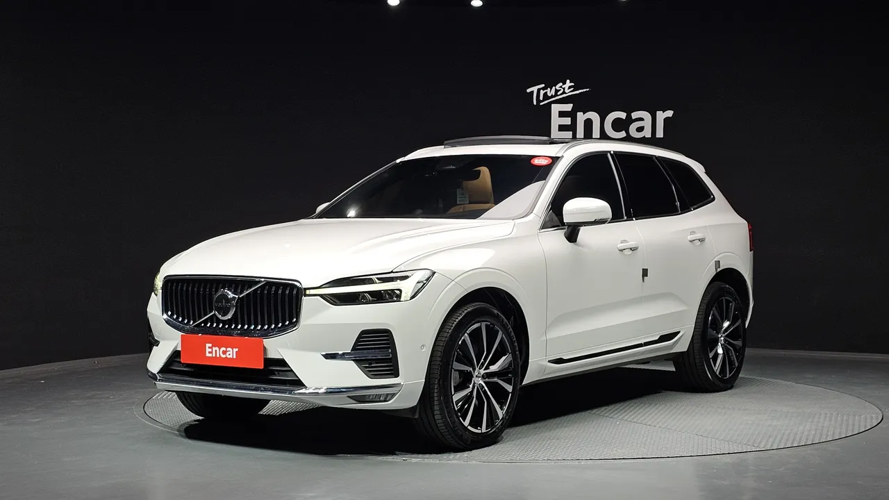 2023 Volvo XC60 B6 Ultimate Bright