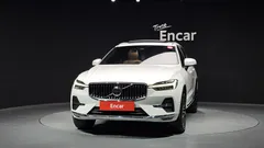 2023 Volvo XC60 B6 Ultimate Bright, белый — фото 3