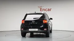 2022 Hyundai Venue 1.6 Flux, чёрный — фото 4