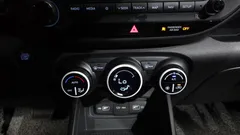 2022 Hyundai Venue 1.6 Flux, чёрный — фото 17