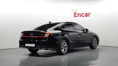 2022 Hyundai Sonata 2.0 — фото 2