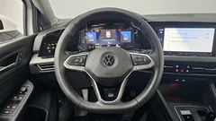 2022 Volkswagen Golf 2.0 TDI Premium, белый — фото 16