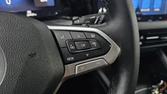 2022 Volkswagen Golf 2.0 TDI Premium, белый — фото 18