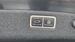 2022 Genesis G70 Gasoline 2.0T 2WD, синий — фото 16