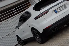 2023 Porsche Cayenne 3.0, белый — фото 5