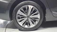 2022 Kia K8 Signature, серый — фото 5