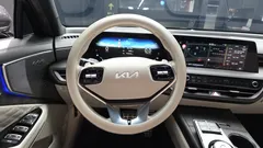 2022 Kia K8 Signature, серый — фото 13