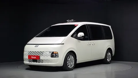 2023 Hyundai Staria Cargo 5-Seater