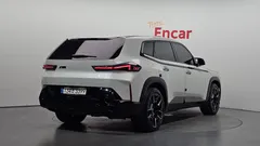 2023 BMW XM 4.4, белый — фото 2