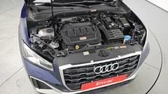 2023 Audi Q2 35 TDI Premium, синий — фото 6