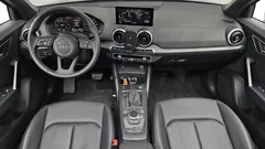 2023 Audi Q2 35 TDI Premium, синий — фото 14