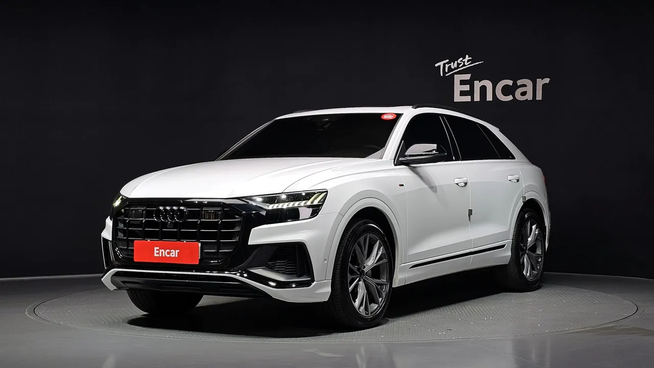 2022 Audi Q8 55 TFSI Quattro Premium