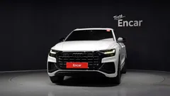 2022 Audi Q8 55 TFSI Quattro Premium — фото 3