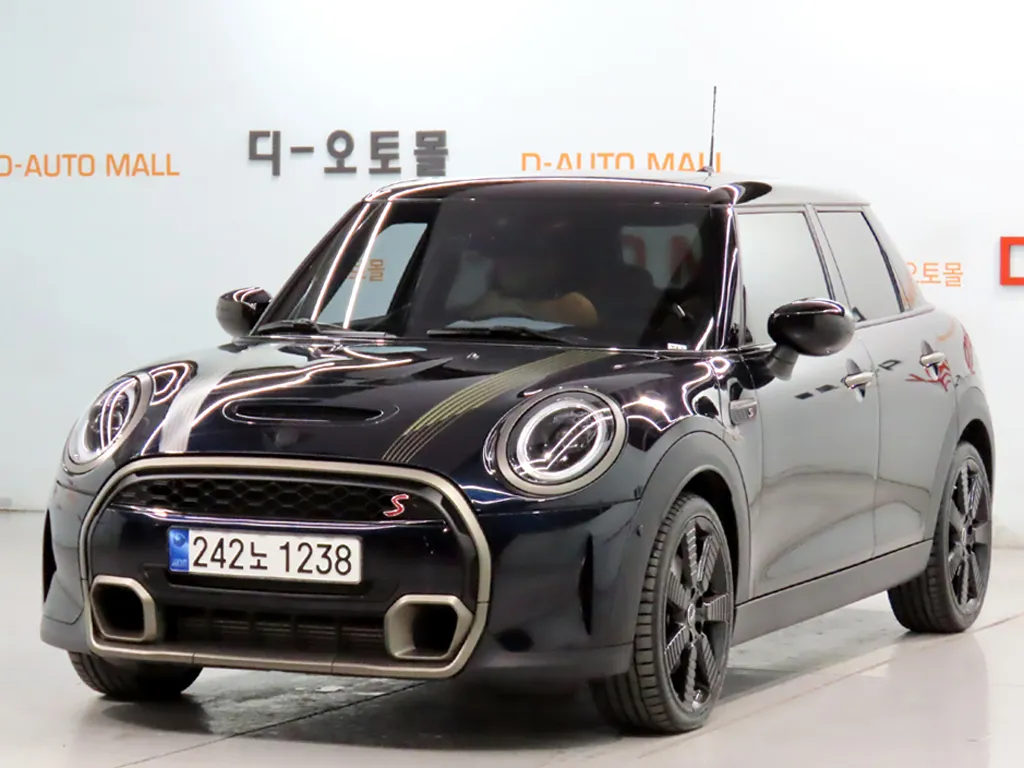 2023 Mini Cooper 3Door Resolute Edition