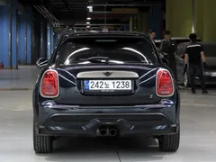 2023 Mini Cooper 3Door Resolute Edition — фото 3