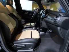 2023 Mini Cooper 3Door Resolute Edition — фото 8