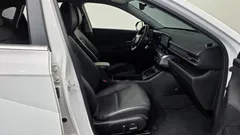 2023 Hyundai Kona Gasoline 2.0 2WD, белый — фото 11