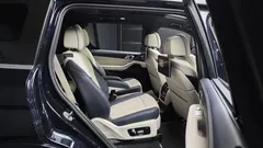 2022 BMW X7 M50i 6STR, чёрный — фото 12
