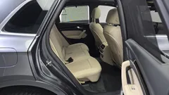 2022 Audi Q5 40 TDI Quattro Premium — фото 11