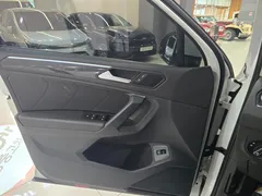 2023 Volkswagen Tiguan 2.0 TDI Prestige, белый — фото 17