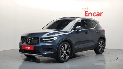 2021 Volvo XC40 B4 Inscription