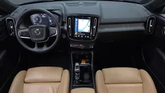 2021 Volvo XC40 B4 Inscription, синий — фото 7