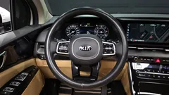 2021 Kia Canival Diesel 7-Seater Signature, белый — фото 13