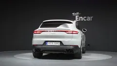 2023 Porsche Cayenne 3.0 E-Hybrid Coupe, серо-серебристый — фото 4