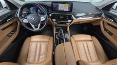 2021 BMW 5-Series 520i Luxury, белый — фото 7