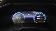 2023 Toyota RAV4 2.5 2WD Hybrid XLE, белый — фото 8