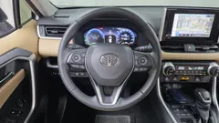 2023 Toyota RAV4 2.5 2WD Hybrid XLE, белый — фото 19